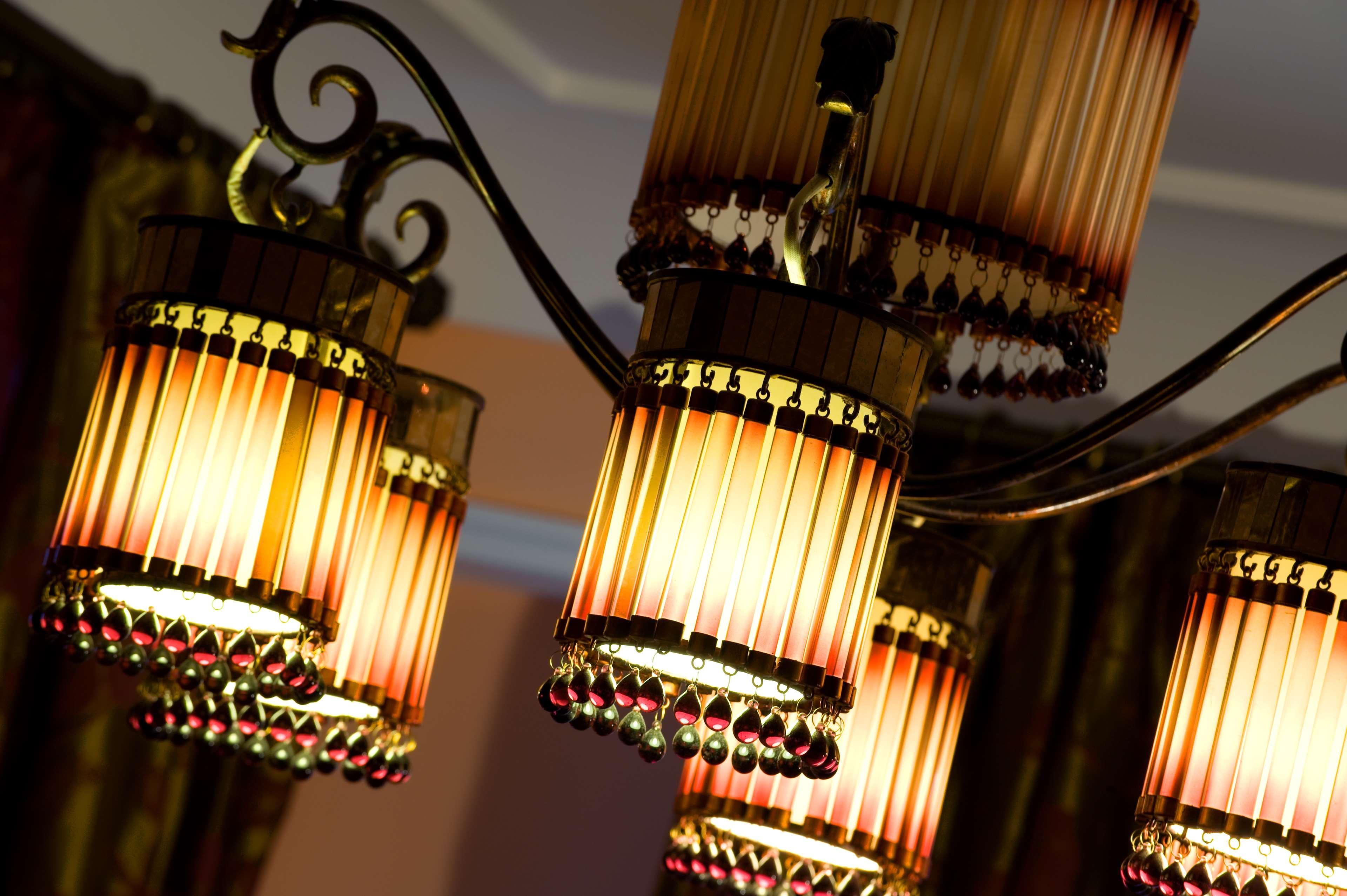 Grand Hotel Savoia Genoa Luaran gambar A lamp