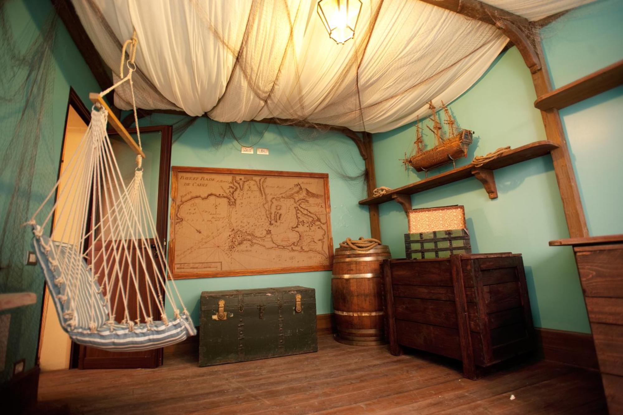 Grand Hotel Savoia Genoa Luaran gambar The Pirate Room